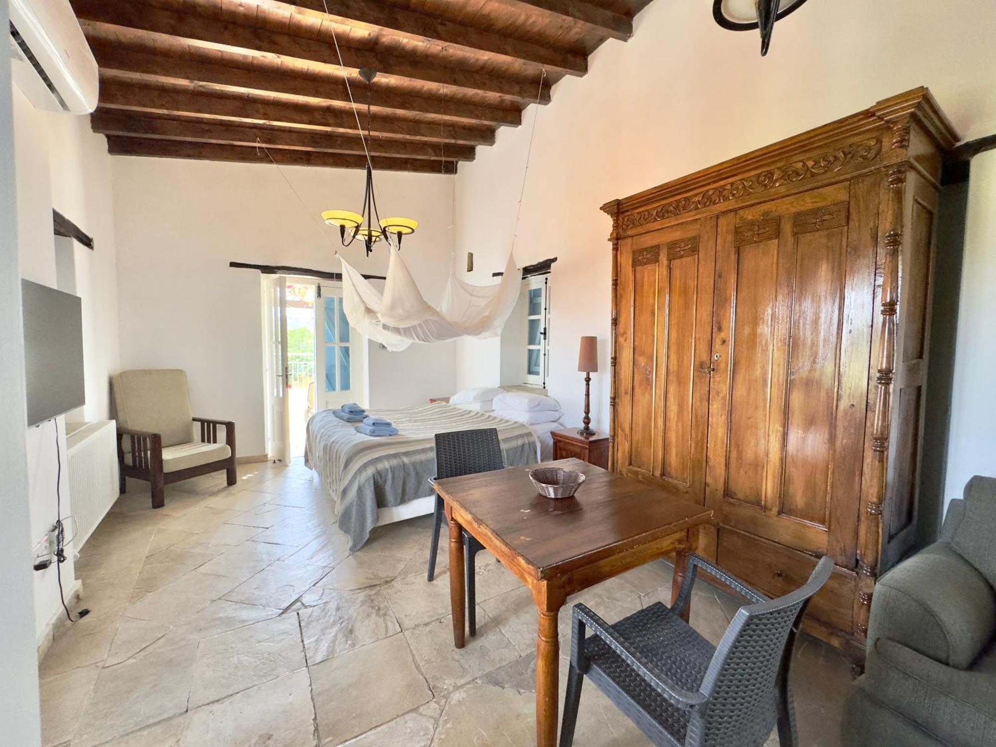 טוקהיני Cyprus Villages Hotel & Restaurant - Central Location - Bed & Breakfast - With Access To Pool And Stunning Views מראה חיצוני תמונה