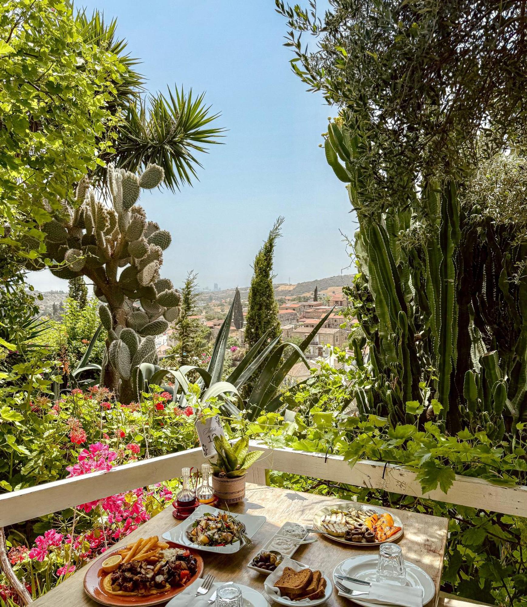 טוקהיני Cyprus Villages Hotel & Restaurant - Central Location - Bed & Breakfast - With Access To Pool And Stunning Views מראה חיצוני תמונה